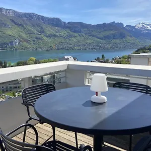 Lake, Luxury Floor - Lla Selections By Location Apartment